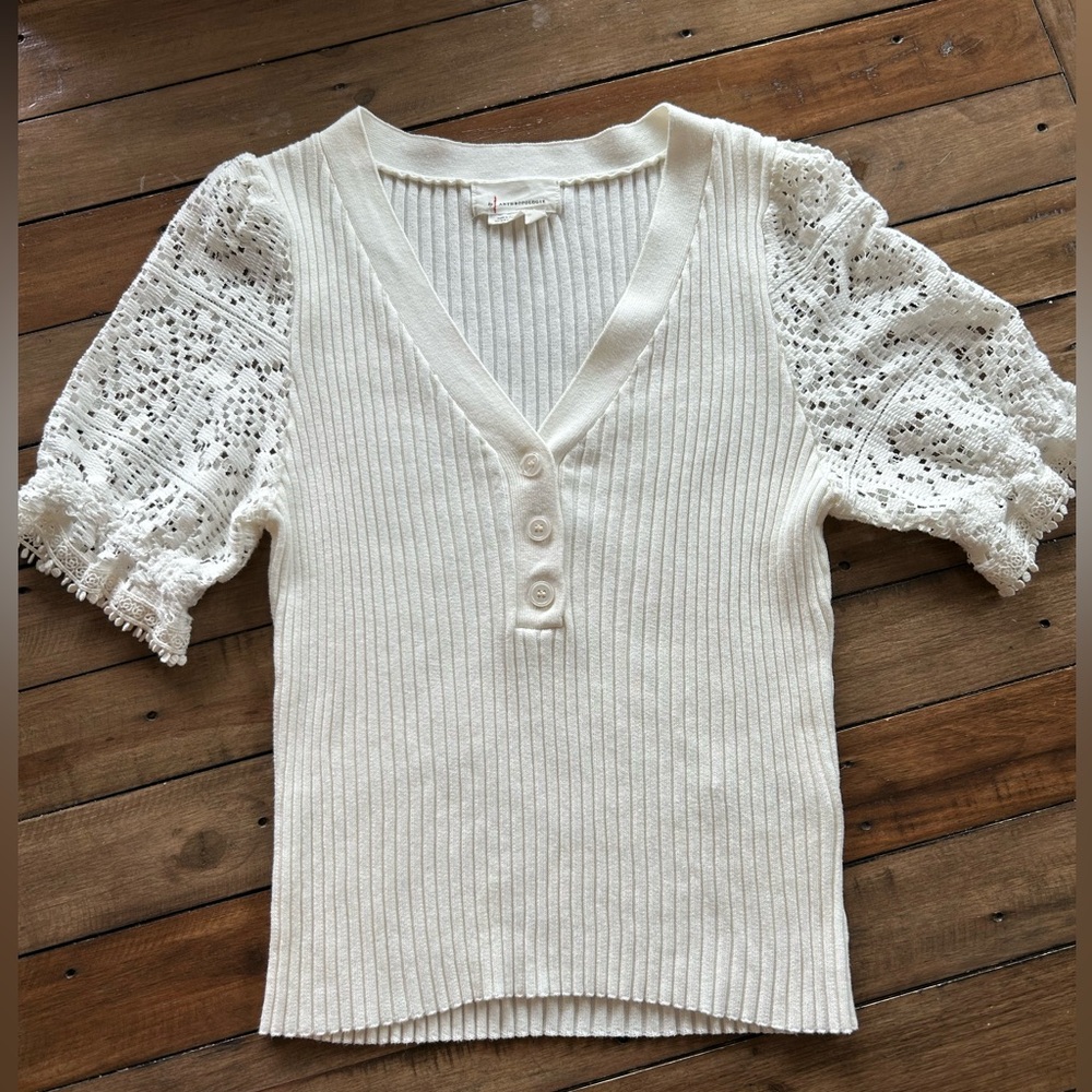 White Lace-Sleeve V-Neck Ribbed Sweater - Picture 5 of 12